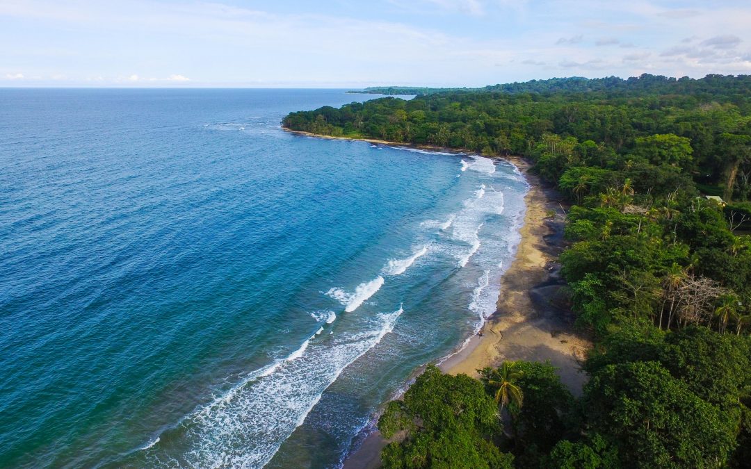 FIRST-TIME VISITORS GUIDE TO COSTA RICA FIRST-TIME VISITORS GUIDE TO COSTA RICA