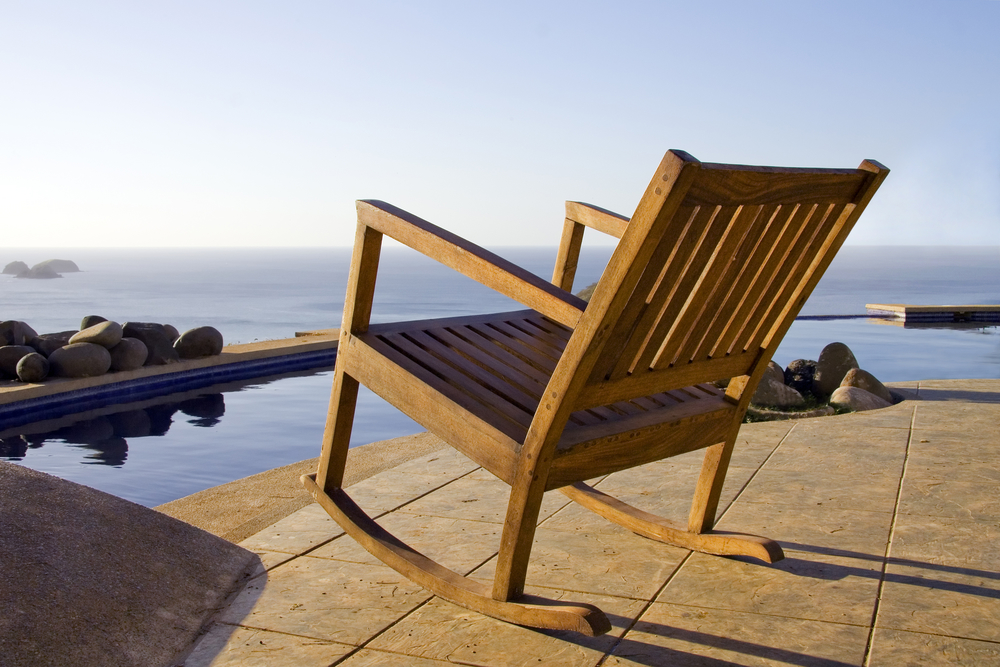 WHY AMERICANS ARE RETIRING IN COSTA RICA WHY AMERICANS ARE RETIRING IN COSTA RICA